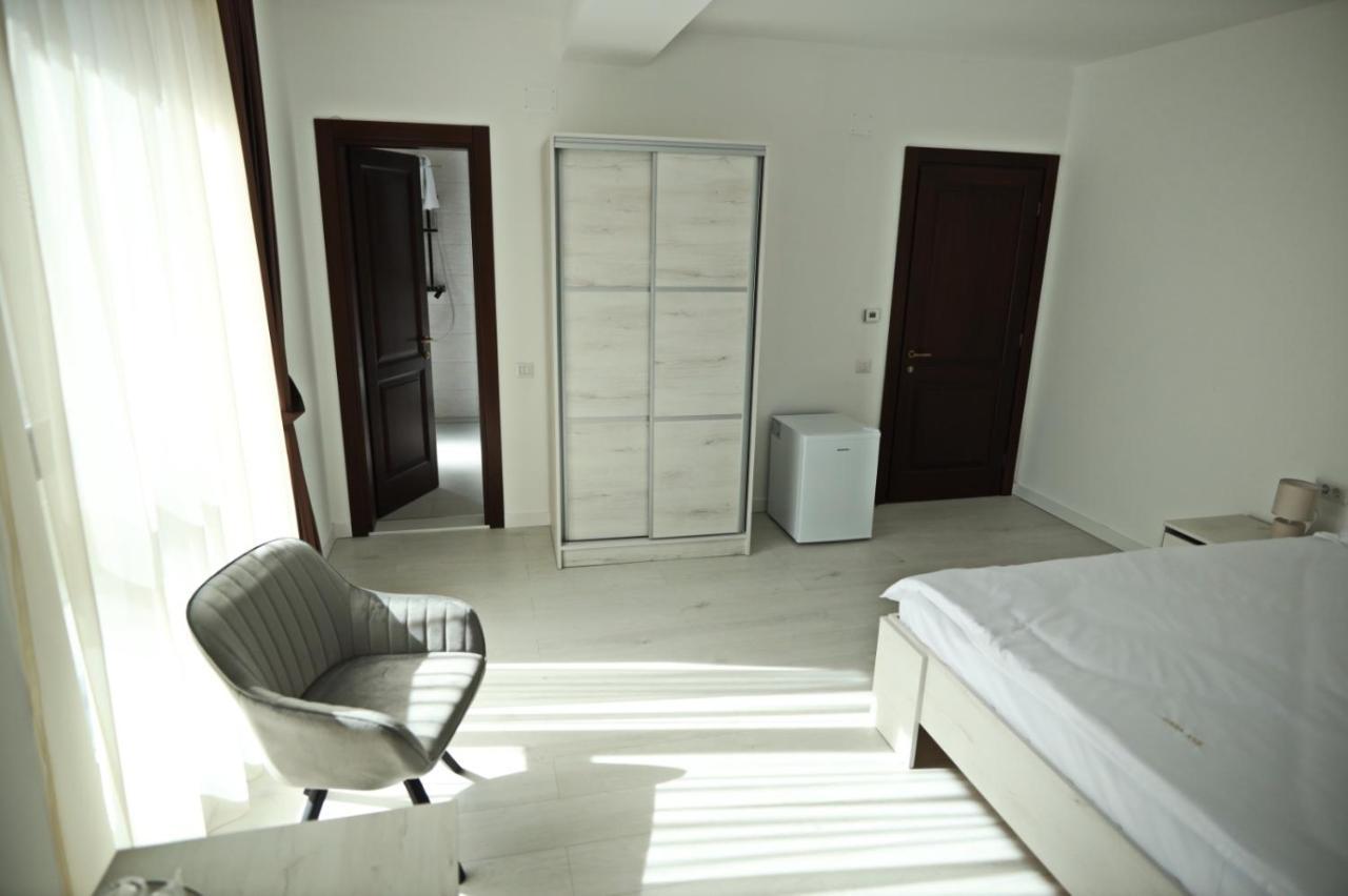 Appartement Casa Vys à Piteşti Extérieur photo
