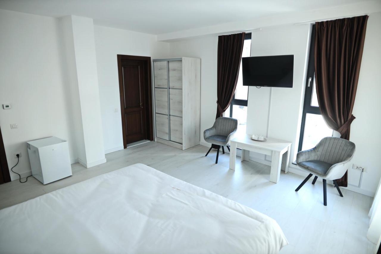 Appartement Casa Vys à Piteşti Extérieur photo