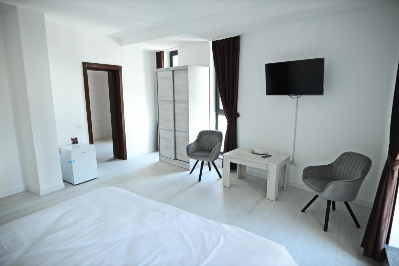 Appartement Casa Vys à Piteşti Extérieur photo